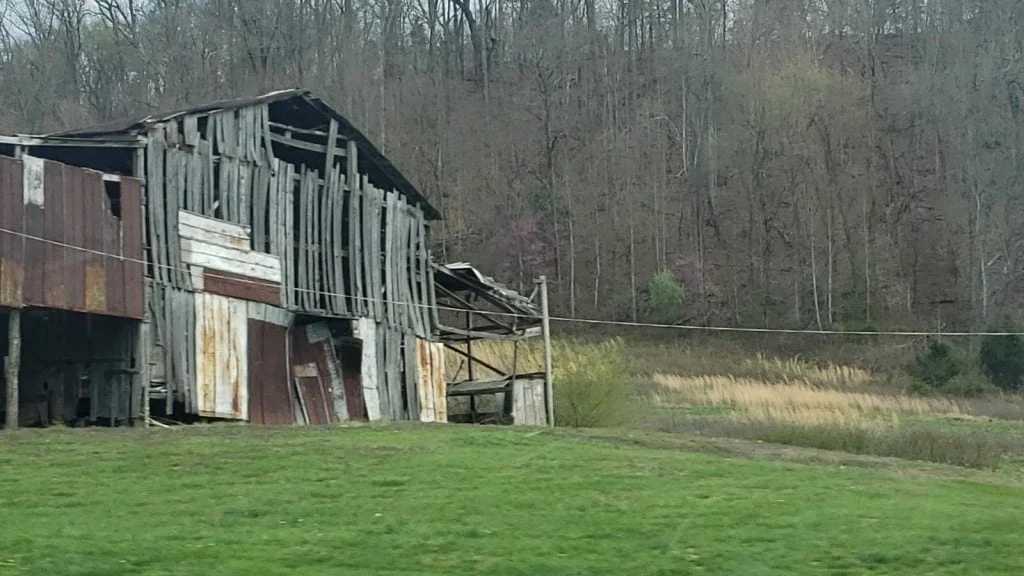 The Old Barns On Our 17 Day Road Trip: The Beauty Of Decay