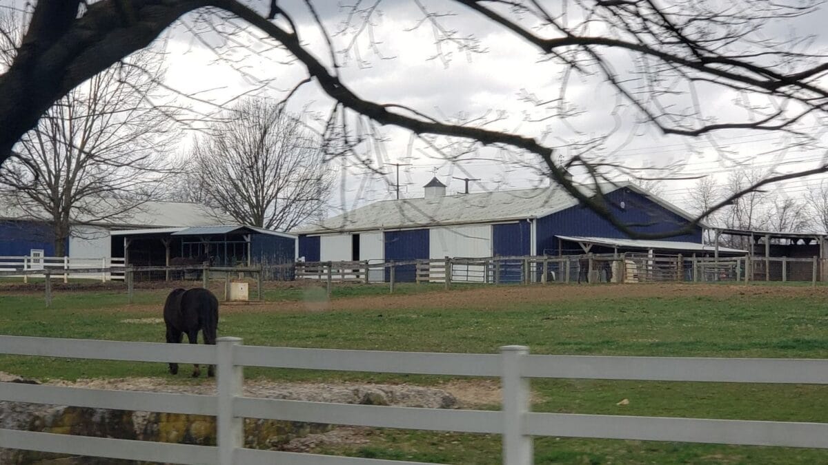 The barns at Indian Echo Cavern Barnyard